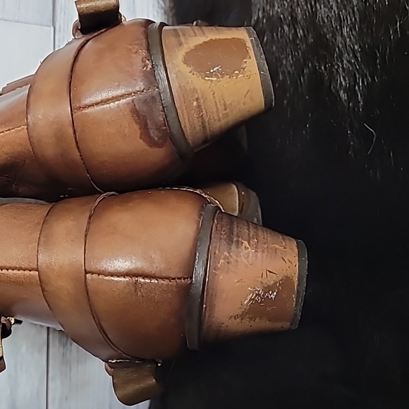 Pikolinos Leather Buckle Boots - Picture 8 of 10